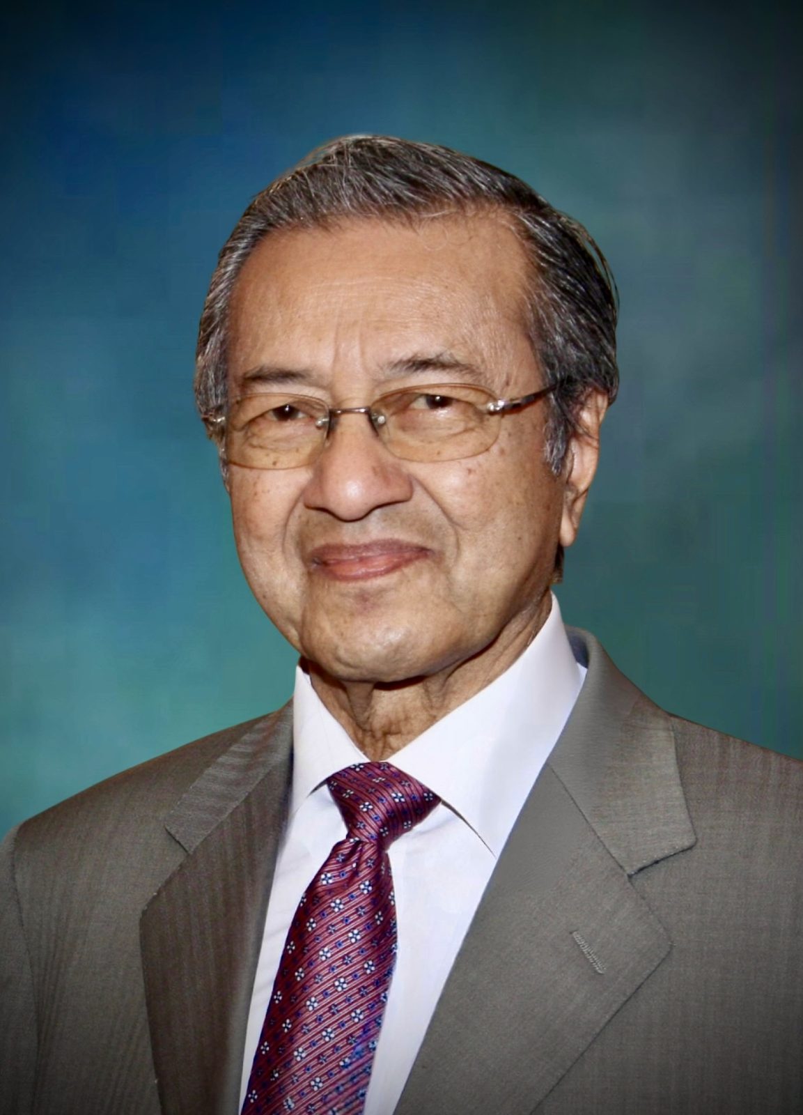 Potret rasmi Mahathir Mohamad ketika menjadi perdana menteri ketujuh pada 2018. Beliau mengasaskan BERSATU bersama Muhyiddin dan kembali bertanding pada usia 92 tahun.